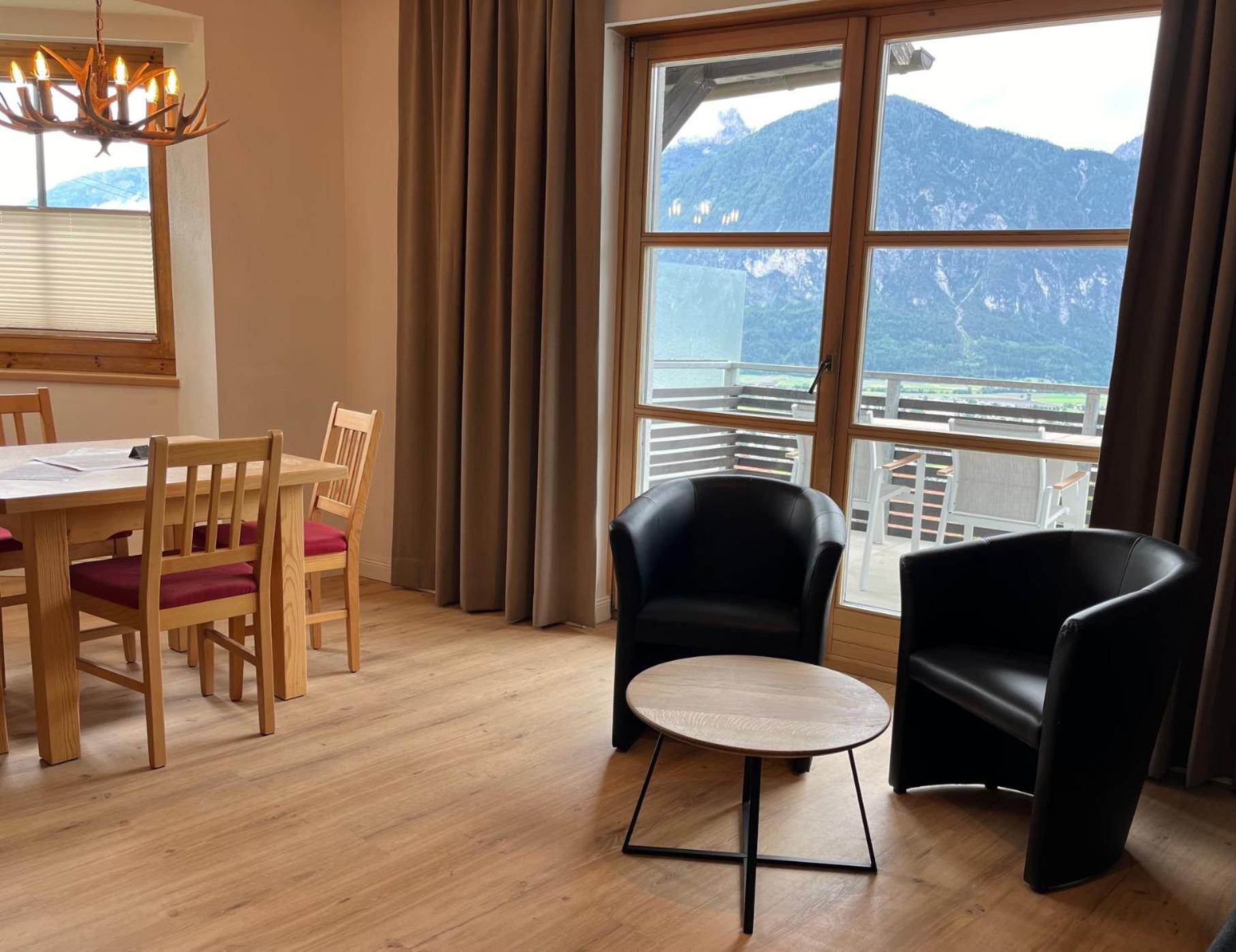 Sun Apartments - With Dolomiten Panorama Lienz Bagian luar foto