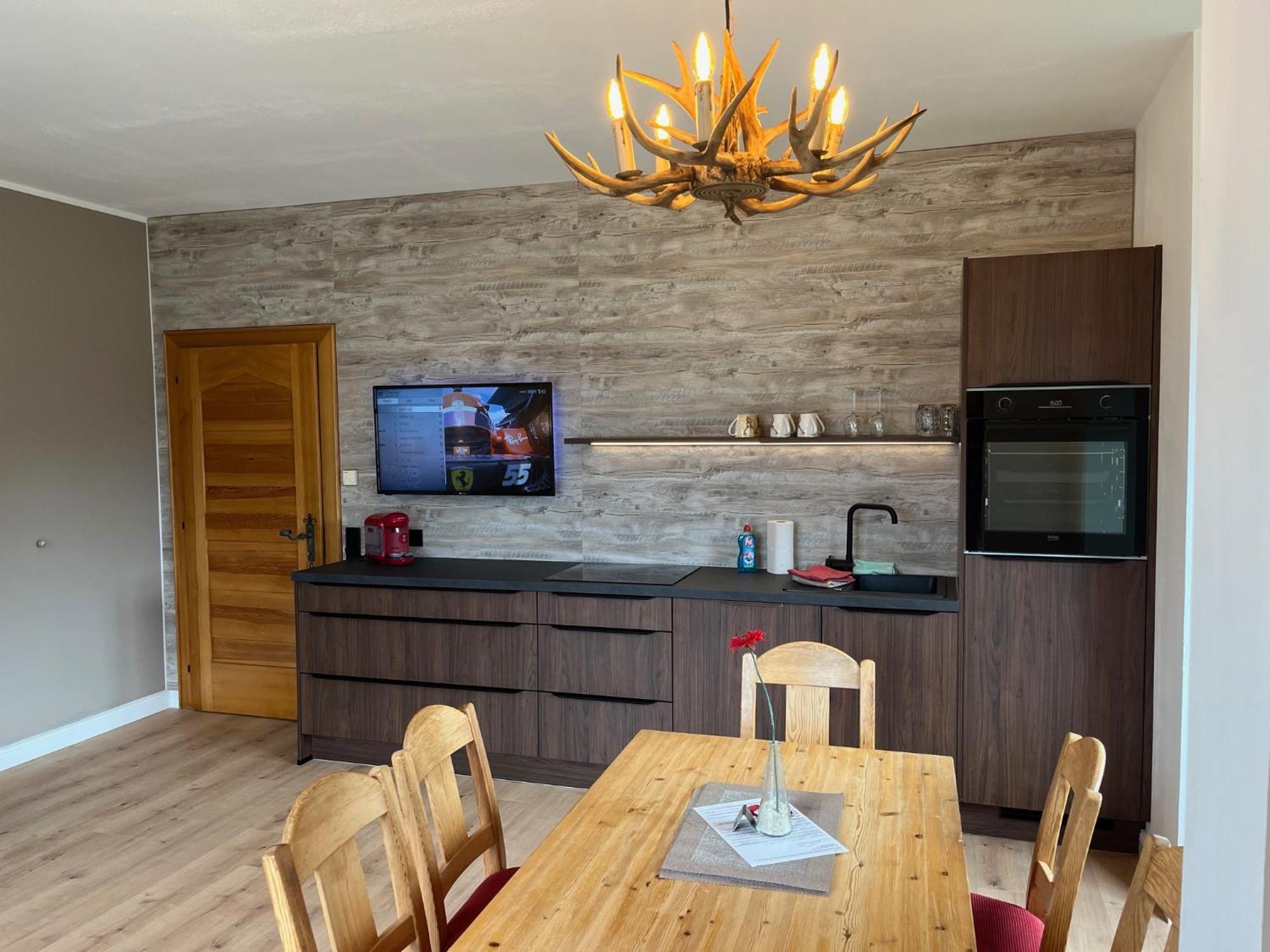 Sun Apartments - With Dolomiten Panorama Lienz Bagian luar foto